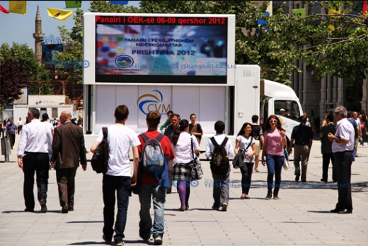 YES-V8 LED Billboard Truck in Kosovo