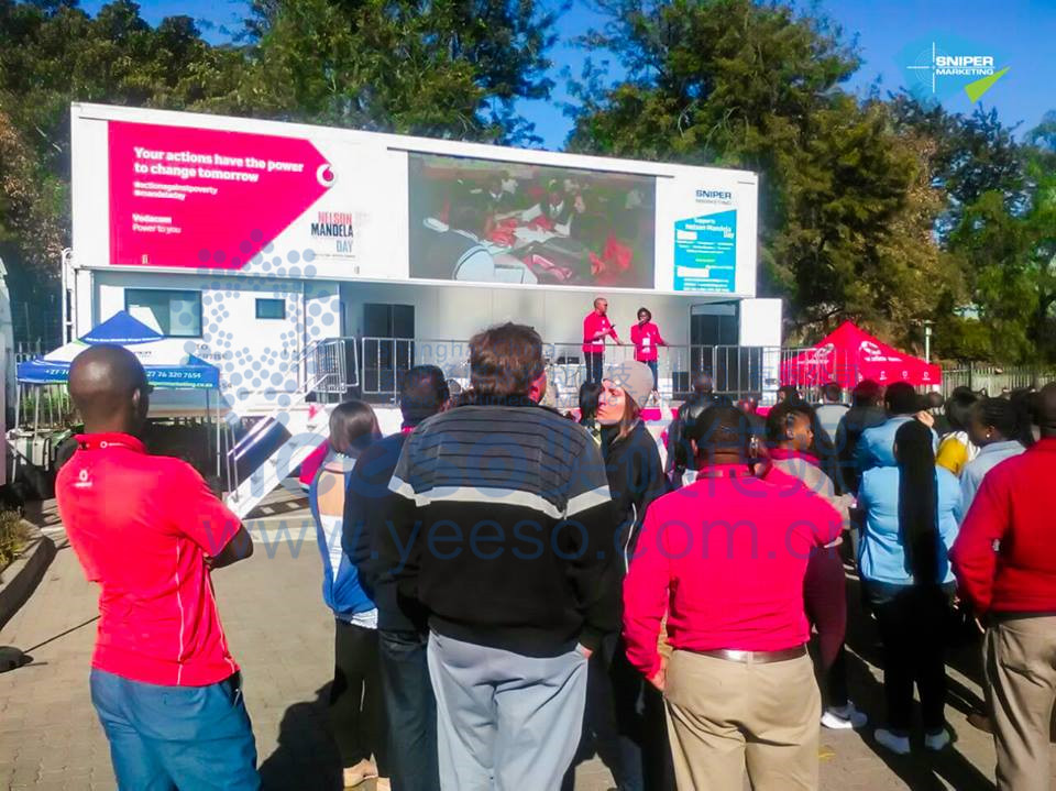 YEESO stage truck widely applied in Africa